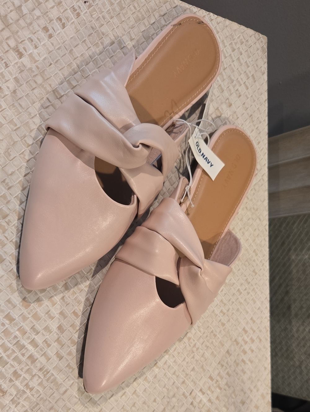 Old Navy Blush Pink Knot Slip-On Pointed Mules